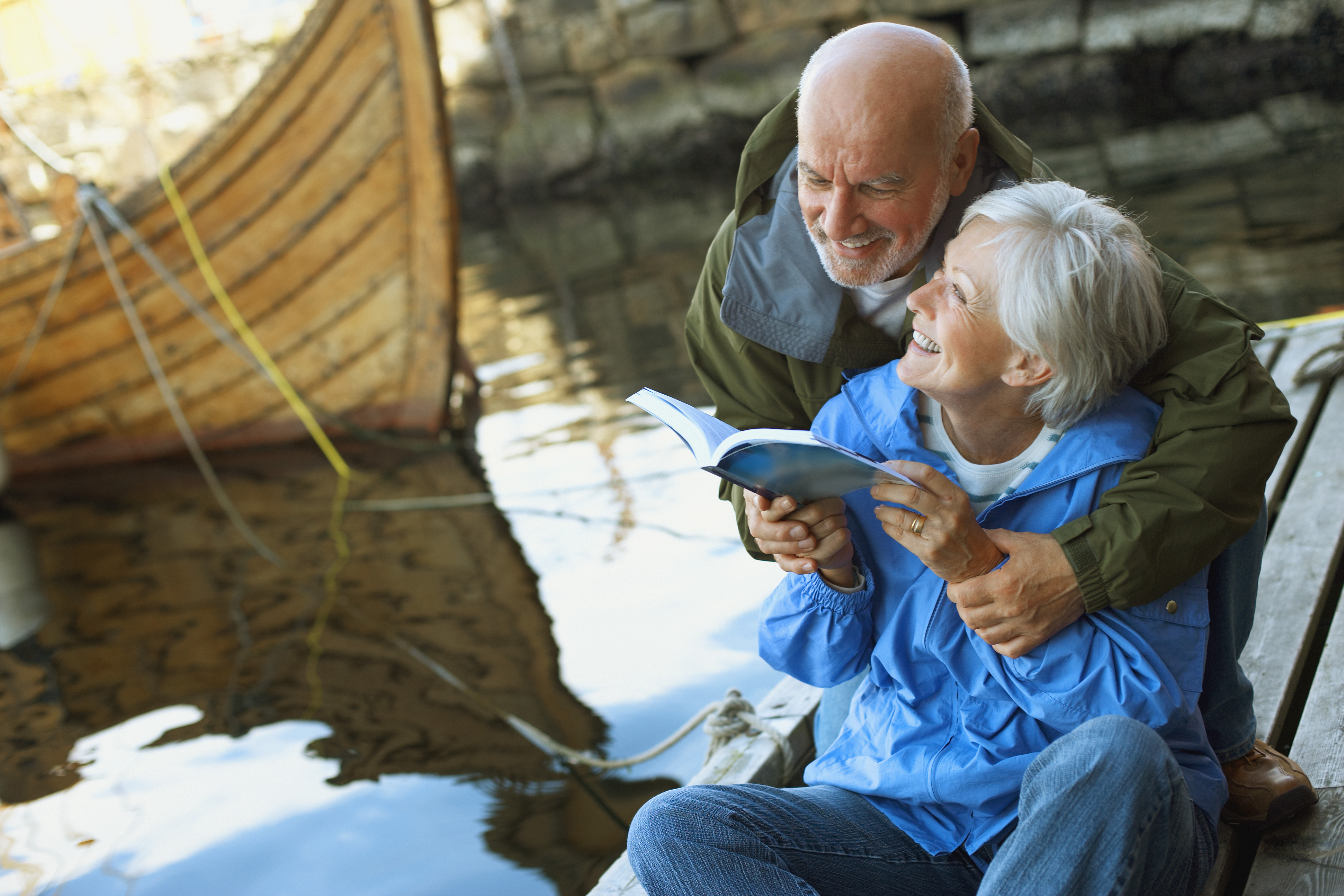 Couple reading in Norway